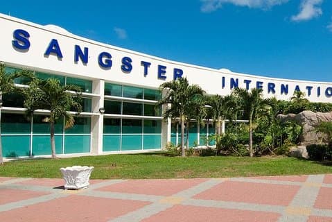 Excellence Flughafentransfer in Oyster Bay und Mangos Resorts