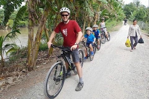 Excursión de lujo de día completo al delta del Mekong y al túnel Cu Chi salen desde Sai Gon