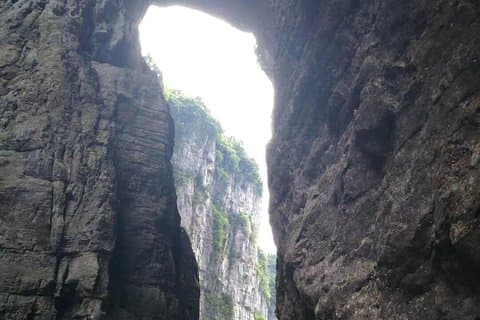 Excursão privada de 3 dias aos destaques da cidade de Chongqing, esculturas em Dazu e Wulong Karst