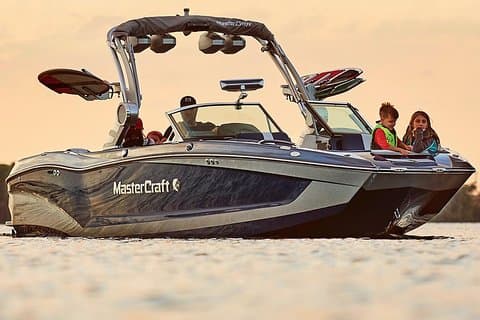 Lake Powell Boat Tours - Private Group MasterCraft Boat Tours Up To 16 People