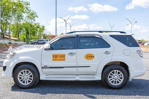 PHUKET City Tour 8 Hours by TAXI: Car With Driver