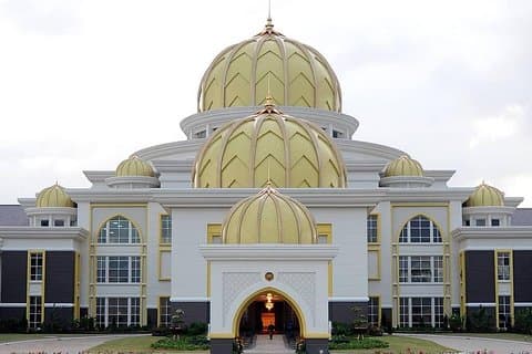 Putrajaya, Batu Caves And Kuala Lumpur Full-day City Tour