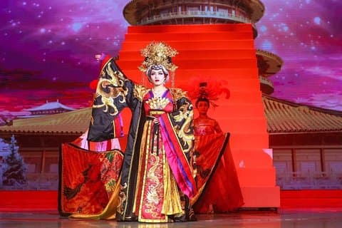 Personalizza il tuo tour Xian Essential con l'esperienza serale