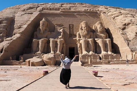 Excursão privada de dia inteiro ao templo de Abu Simbel saindo de Aswan
