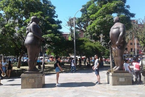 Visite de la ville, Comuna 13, Metro Cable, Parc Botero et plus encore. Privé