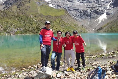 Humantay lake tour luxury full day