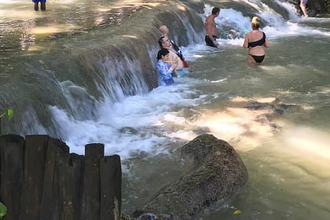 Rio Dunn e combinação de Blue Hole (de Montego Bay)