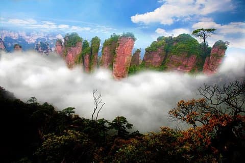 Private Day Tour from Zhangjiajie to Yellow Stone Village