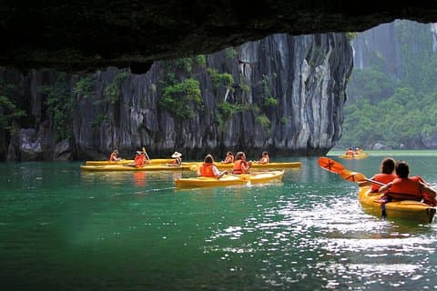 Crucero de 3 - Días por el Patrimonio en la Bahía de Halong desde Hanói