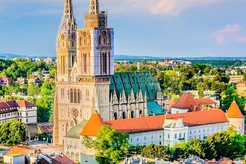Sarajevo til Zagreb: Envejs-tur via Jajce, Travnik, Pliva-søen og vandmøller
