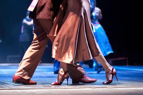 Visita guiada en el Teatro Colón + Cena Espectáculo de tango en El Viejo Almacen