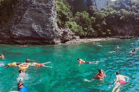 Gita di snorkeling all'isola di Yawasam, all'isola di Talu e alla spiaggia di Bayu da Krabi