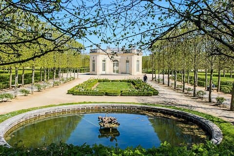 Private Versailles Half Day Trip: Palace and Gardens