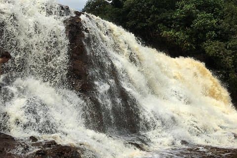 Presidente Figueiredo Privado by Tuhiri Eco Tour- Saindo de Manaus