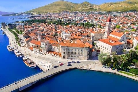 Privétour van een hele dag naar Kaštilac, Trogir, Blue Lagoon & Šolta