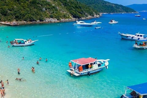 Arraial do Cabo - リオデジャネイロからの船旅ランチと送迎