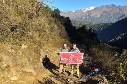 Trek de Lares au Machu Picchu avec accès exclusif à la piscine et au sauna