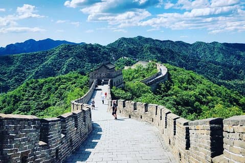 Tour todo incluido de la Gran Muralla con paseo en trineo
