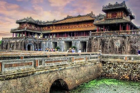 Visite en groupe de Hue Premier au départ de Da Nang / Hoi An avec un petit groupe