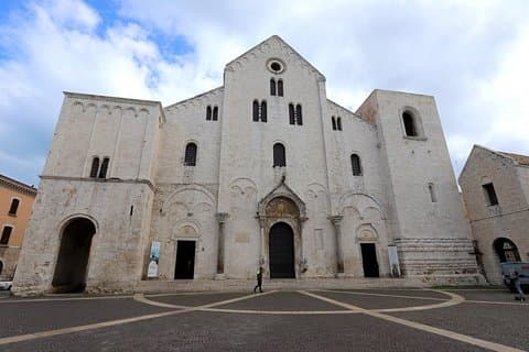 Transfer from Sorrento or Amalfi Coast - Bari