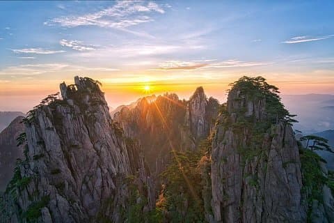 Full-Day UNESCO Mt Huangshan Private Exploring Tour