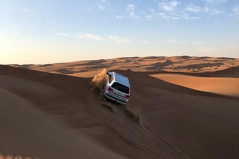 ATV クワッド バイクとキャメル ライドでのプライベート モーニング デザート サファリ アドベンチャー
