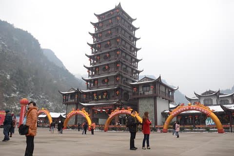 To dages tur i Zhangjiajie National Forest Park og Glasbroen