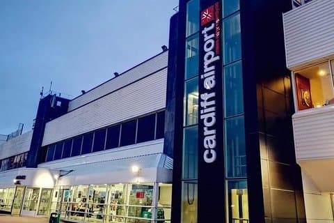Privat Cardiff Ankomst Transfer - Lufthavn til Hotel / Indkvartering