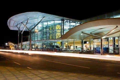 Private Guernsey Departure Transfer- Hotel / Accommodation to Airport