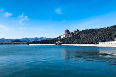 Privater Tianjin-Landausflug zum Sommerpalast in Peking und zum Lama-Tempel