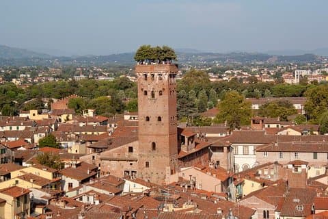 Direkt transfer från ditt hotell i LUCCA till ditt hotell i ROME