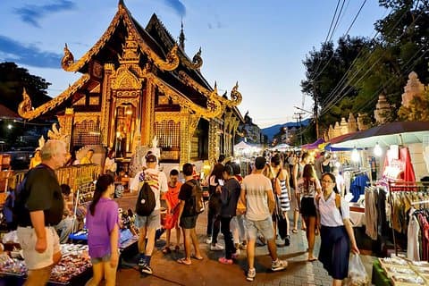 Chiang Mai Night Street Food Experience – Tour privato