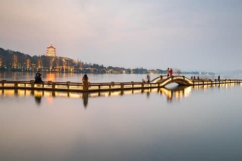 2 Days 1 Night Classic Tour to Catch the Highlights in Hangzhou
