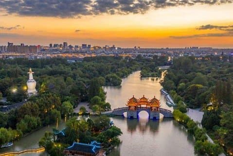 Yangzhou Business Visits aus Nanjing mit privatem Auto- und Fahrerservice