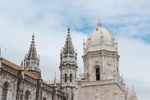 BEST SIGHTSEEING Lisbon Private Tour | Sintra | Cascais