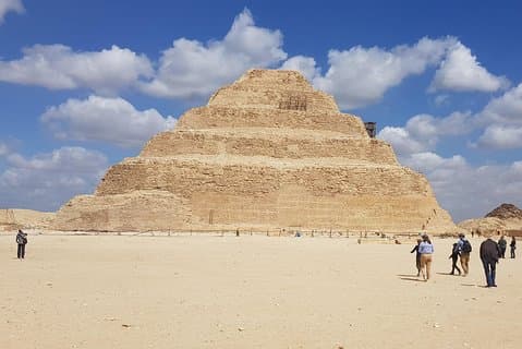 Tour de día completo por las pirámides de Giza, Memphis y Sakara