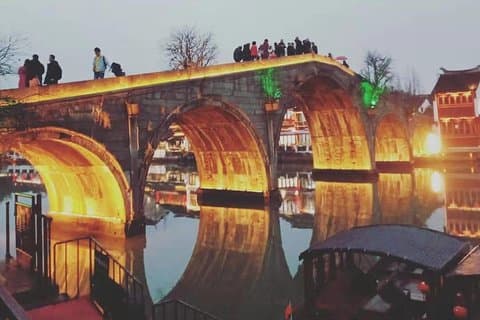 Shanghai privat dagstur med Qibao gamleby og Zhujiajiao vannby