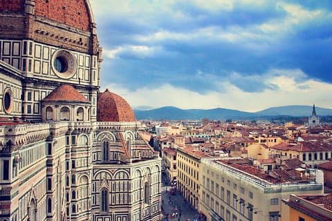 Trasferimento privato da alloggio a FIRENZE a alloggio a ROMA