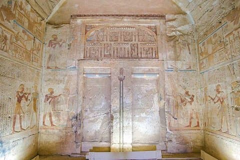 Viaje nocturno a Al Minya desde Luxor