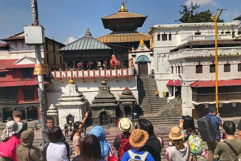 Halve dagtour door de Pashupatinath-tempel en Boudhanath Stupa