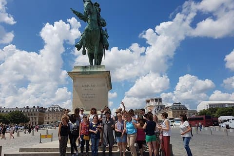Búsqueda del tesoro histórico en la ciudad de Versalles