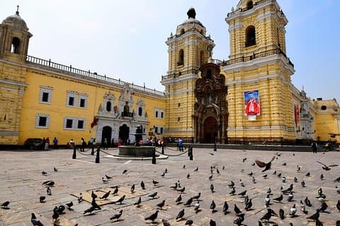 City Tour: Lima, Colonial + Modern & Santo Domingo convent
