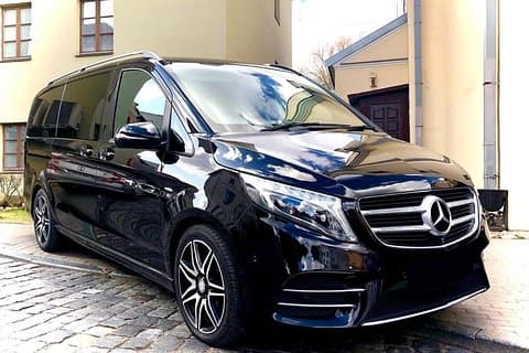Private Transfer from Denver to Denver Airport DEN in Luxury Van
