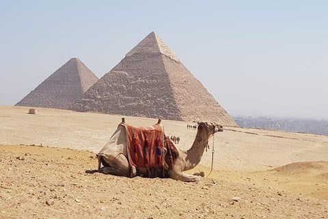 Private Half Day tour of Giza Pyramids and Sphinx