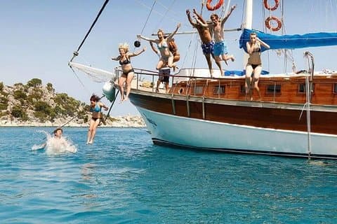 Kusadasi: heldags bådtur med frokost