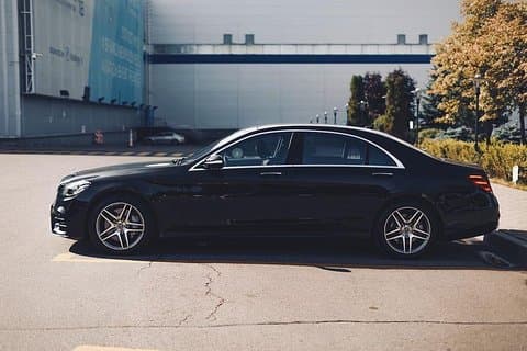 Salzburg Airport Transfer: Salzburg till Salzburg Airport SZG in Business Car