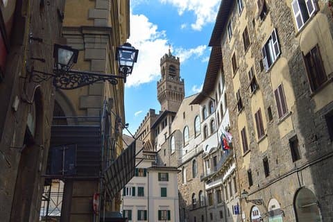 Tagesausflug vom Pier La Spezia: Highlights von Pisa und Lucca - private Tour