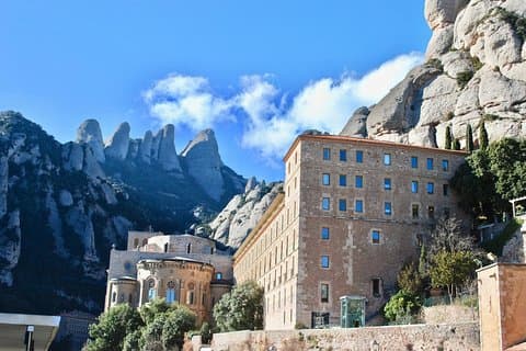 Montserrat Monastery: Small-Group Guided Tour & Mountain Hike