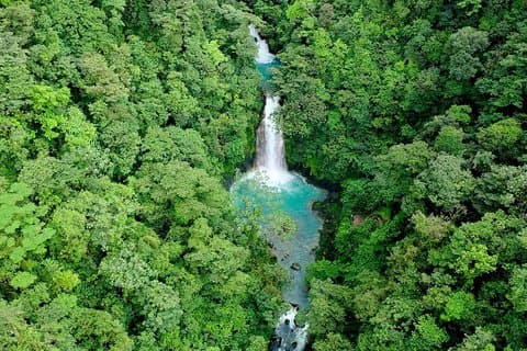 Regenwaldwandern, Faultier- und Naturschutzgebiet, Celeste Waterfall Private Tour