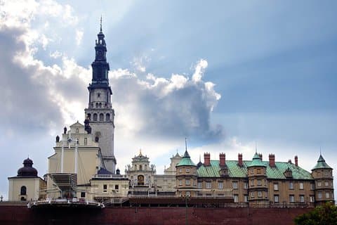 6 Day Private Tour in Poland with Hotels